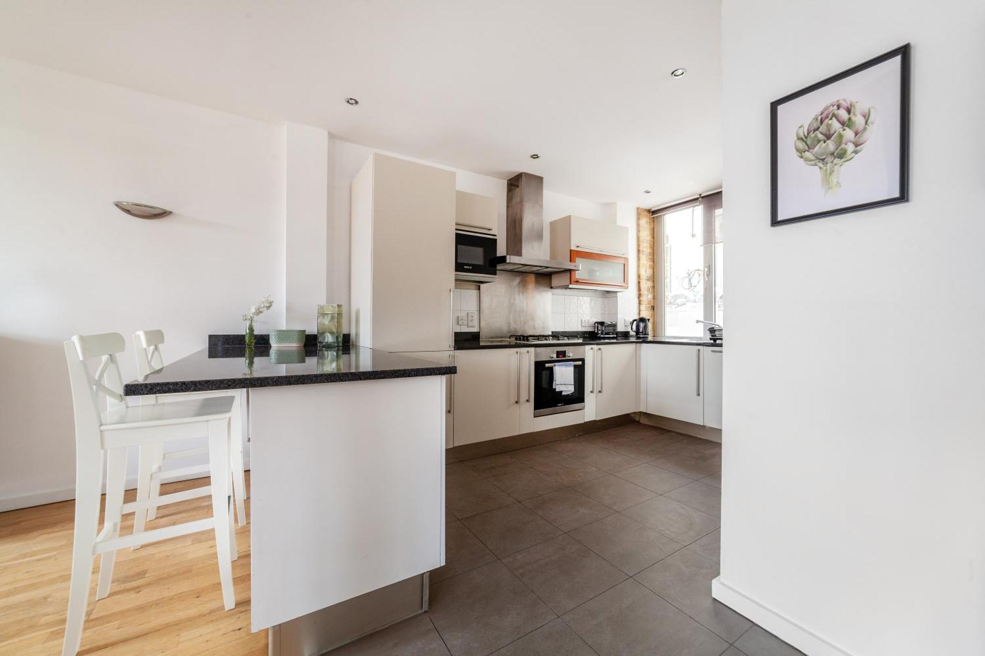 Elegance & Chic Design - 2-Bedroom Haven Λονδίνο Εξωτερικό φωτογραφία